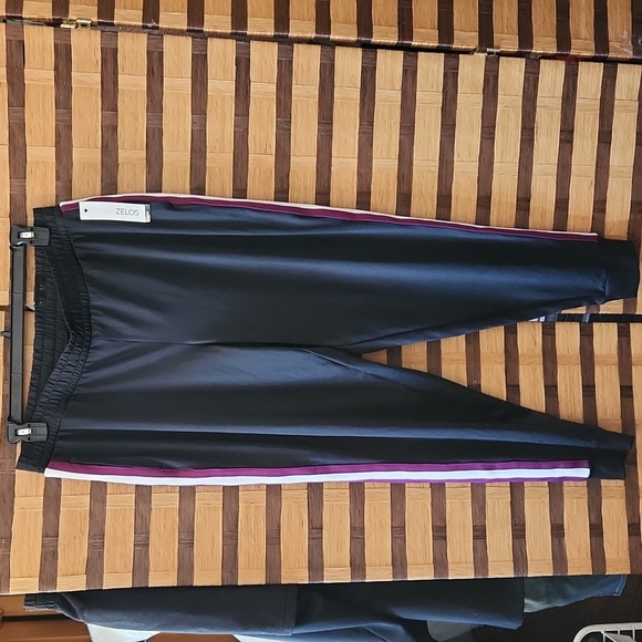 NWT! Zelos joggers - Picture 4 of 8